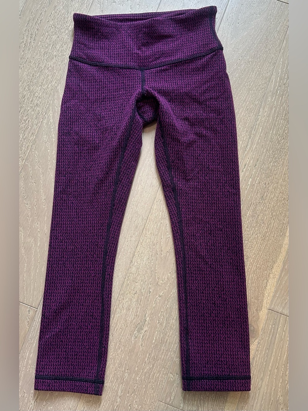 Lululemon Forme Jacket + Wunder Under Crop Set 2 Ziggy Wee Plum - Picture 2 of 10